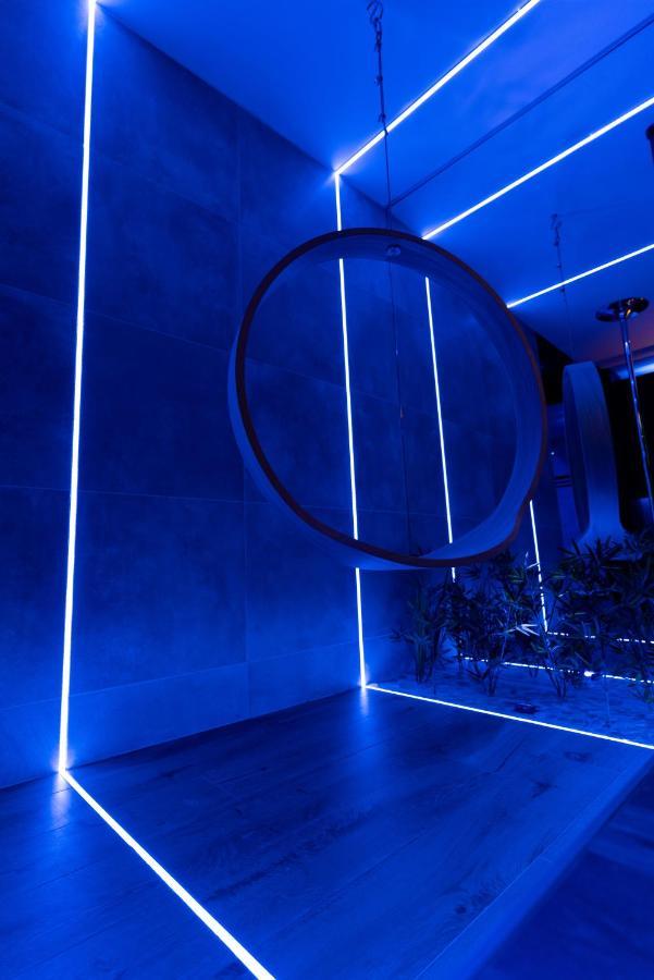 Les Secrets Rooms - Bonneval - Love Room - Spa Et Hammam Privatif Exteriör bild